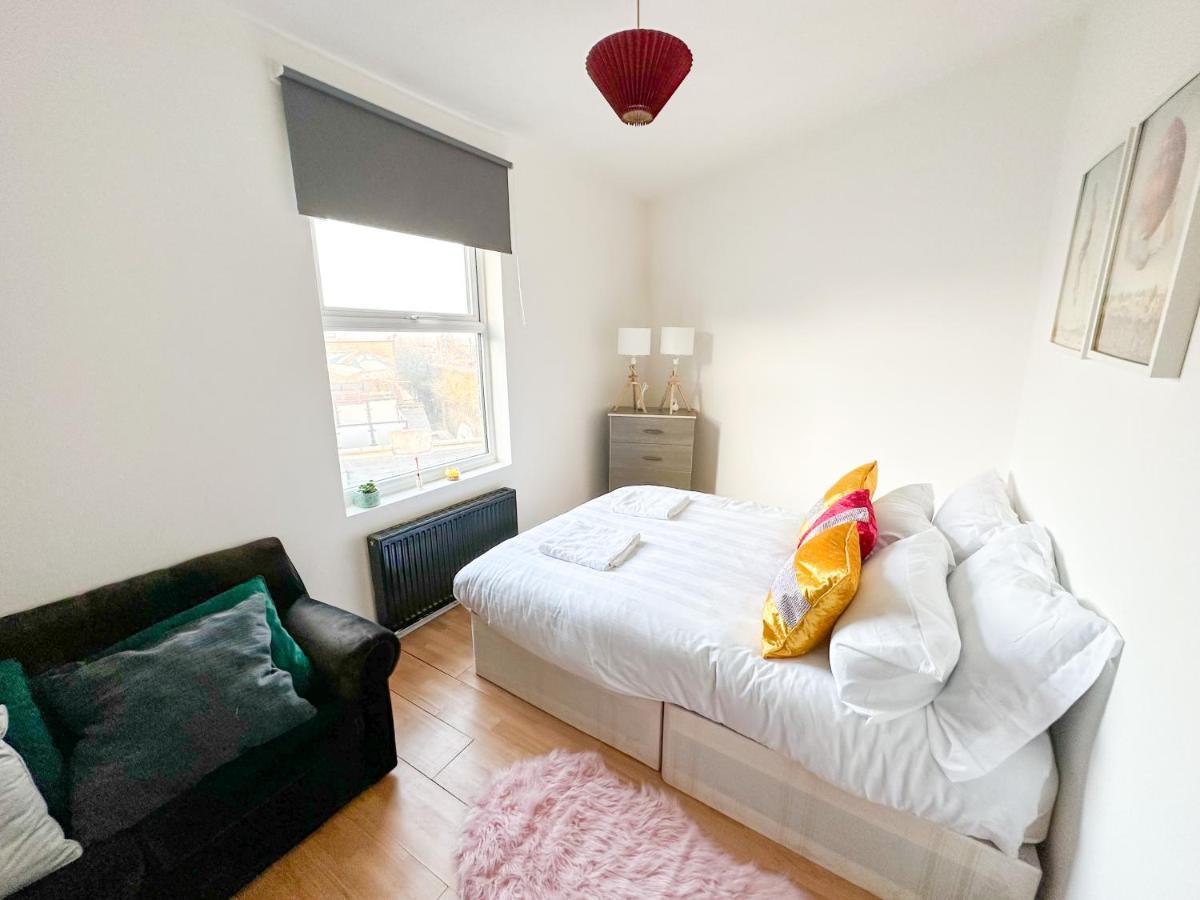 Апартаменты 210 Coldharbour Lane Лондон Экстерьер фото